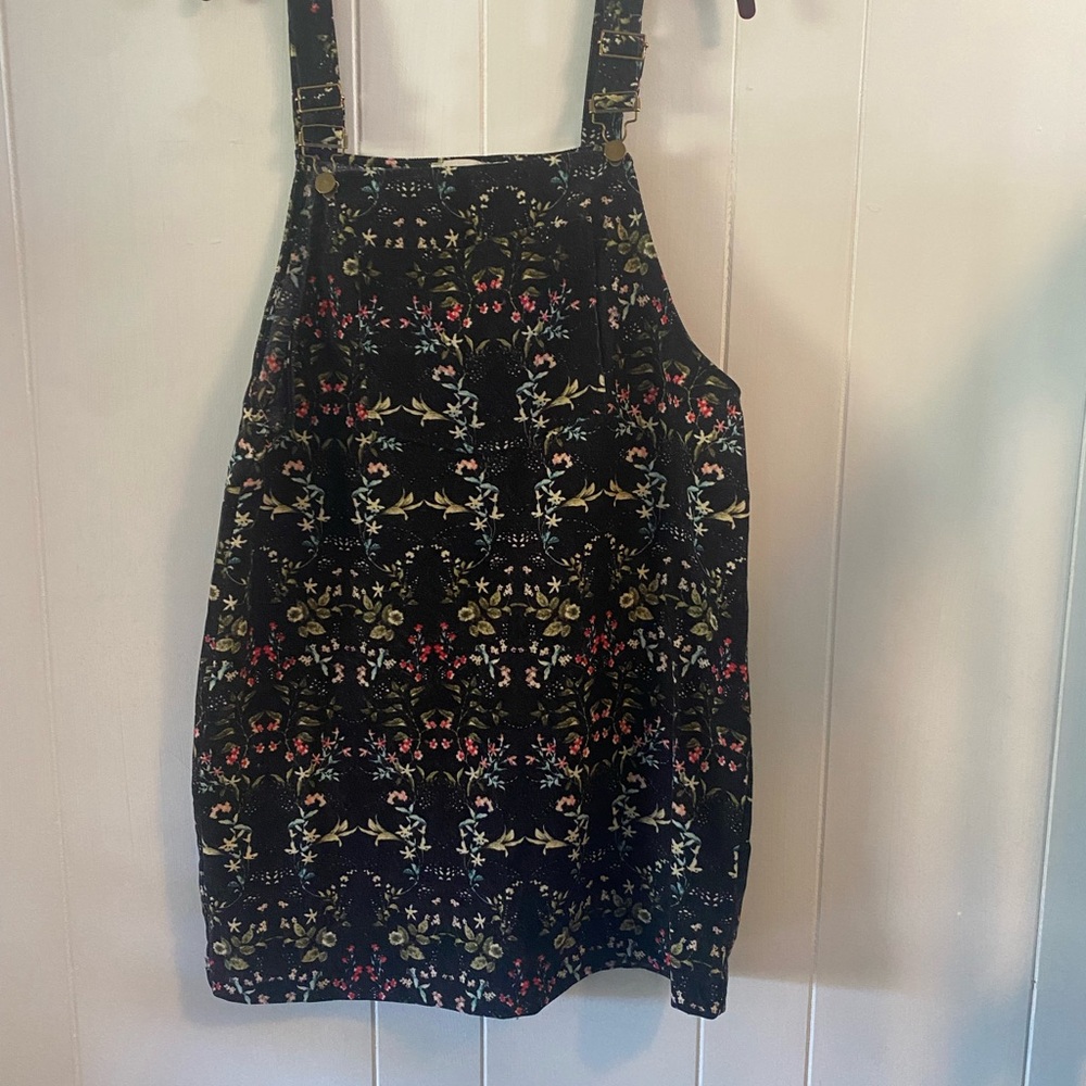 Paper Crane Black Floral Dress